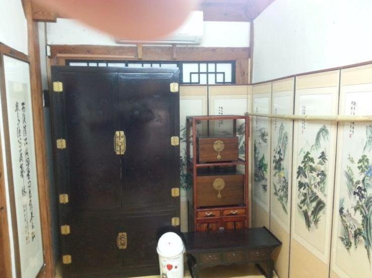 Goseong Choi Pilgan'S Old House Hotell Rom bilde