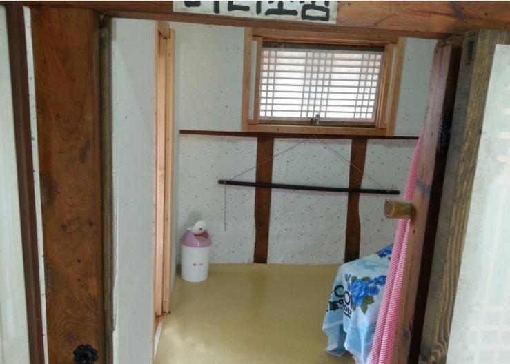 Goseong Choi Pilgan'S Old House Hotell Rom bilde
