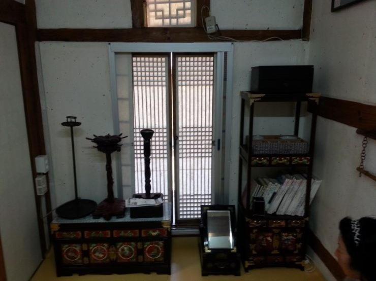 Goseong Choi Pilgan'S Old House Hotell Rom bilde
